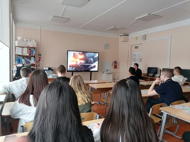 Старшеклассники ГБОУ НАО &amp;quot;НСШ им. А.П. Пырерки&amp;quot; вместе с советником директора по воспитанию приняли участие в историко-просветительском онлайн проекте «Великие битвы Победы».