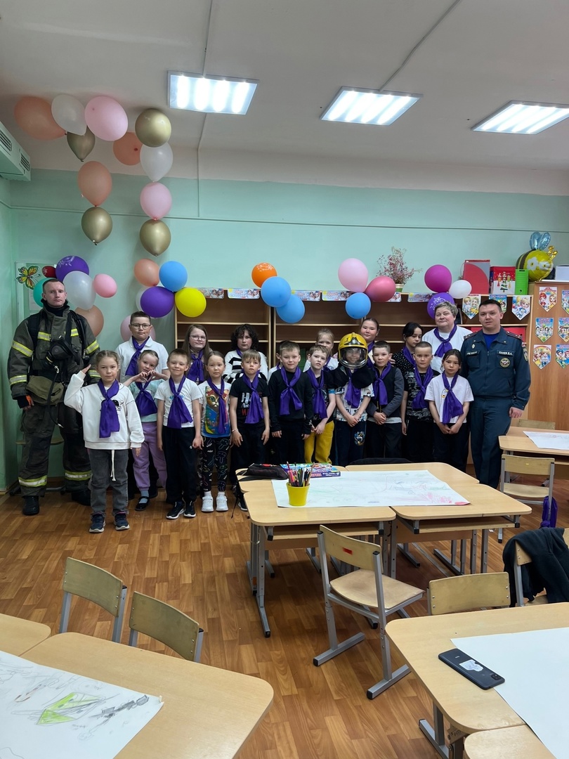Сегодня в школе прошёл Единый день безопасности..